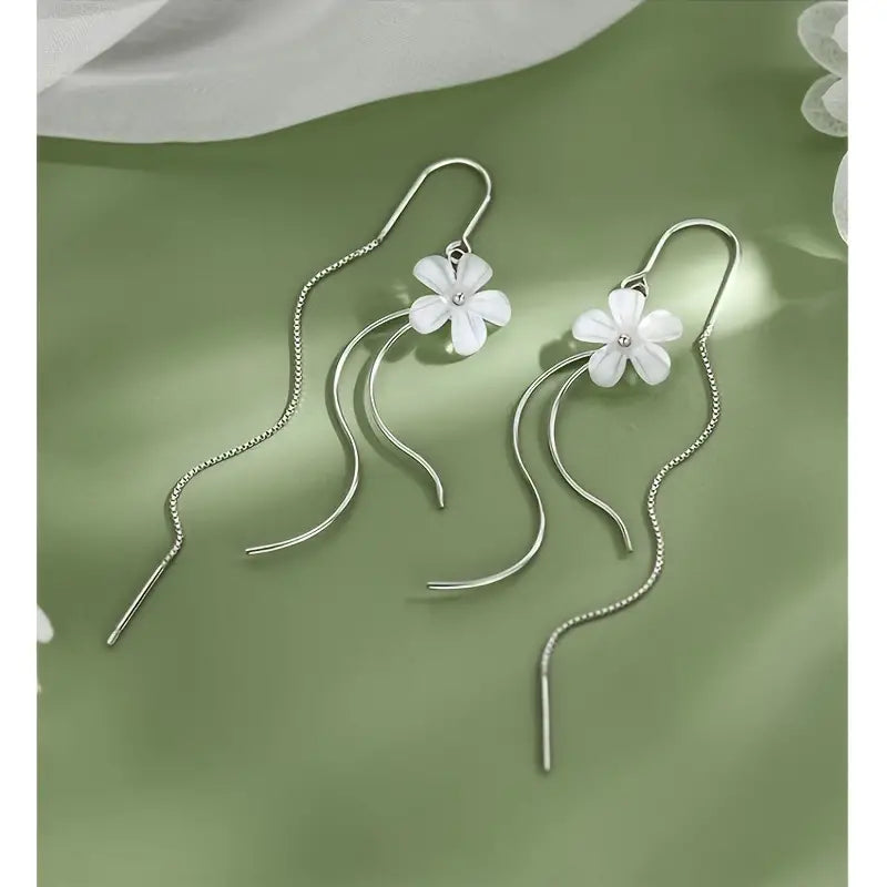 Gold Plated Daisy Threader Earrings